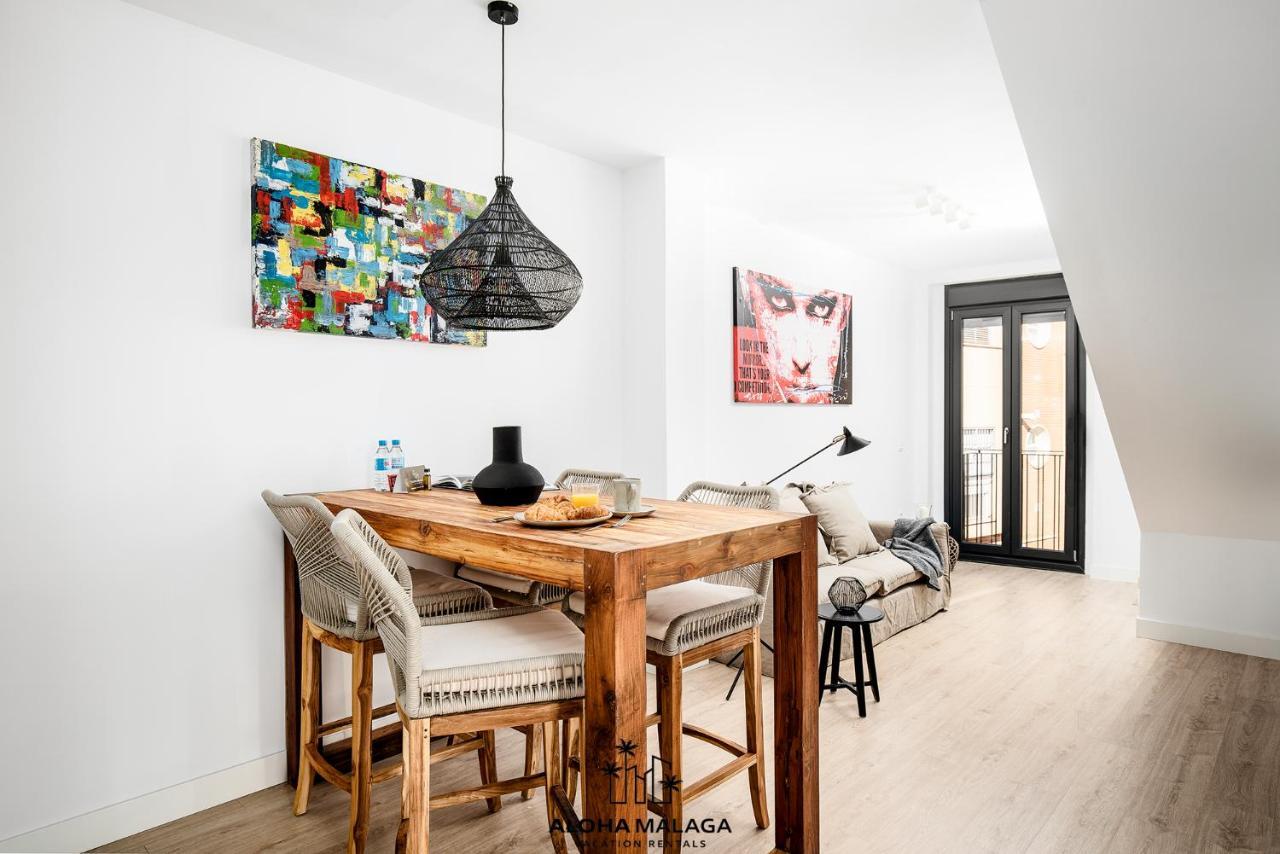 Апартаменты Luxury Duplex With Pool And Padel Court In Town Малага Экстерьер фото